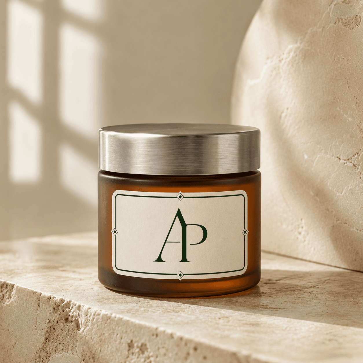 APOTHEKA · luz natural sobre travertino
